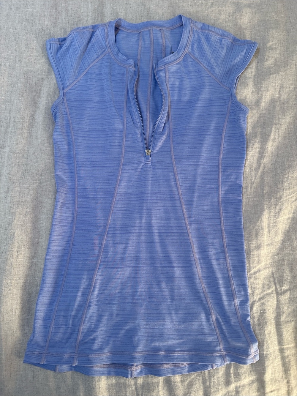 Athleta Pacifica Illume Fitted Tank Purple Rashguard Size XXS